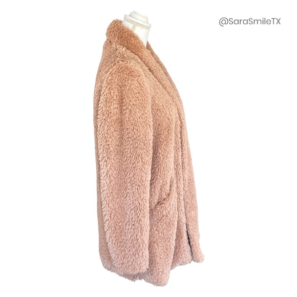 KENNETH COLE NY Blush Pink Teddy Bear Plush Faux Fur Mid-Length Coat - Picture 8 of 15